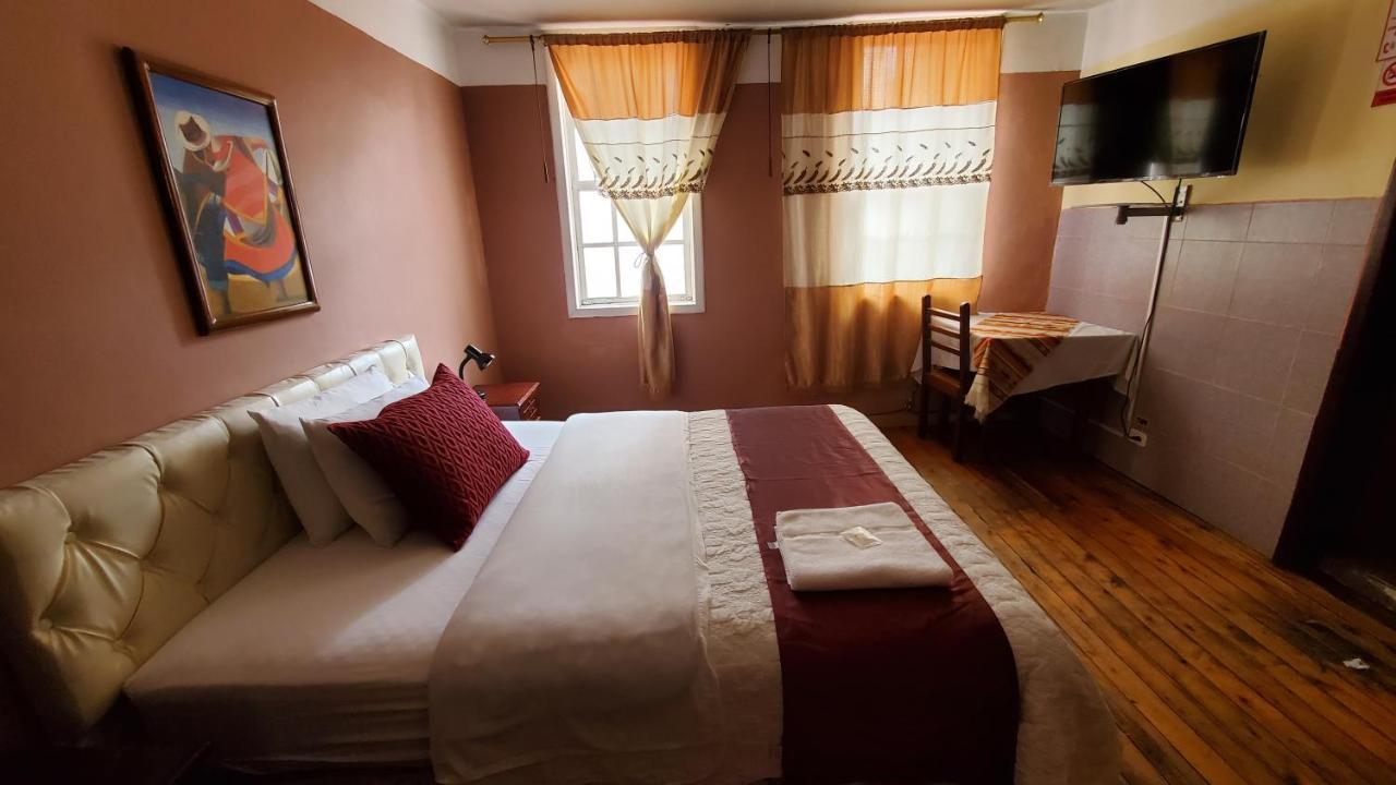 Hostal Bolivar Inn Quito Eksteriør billede