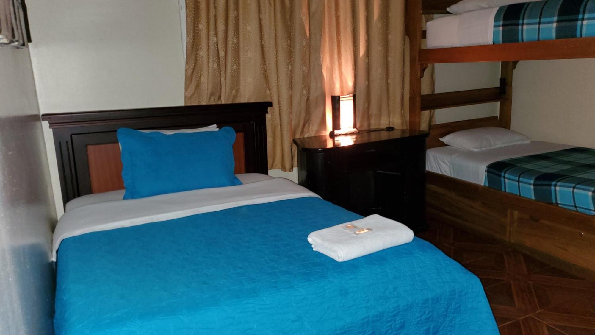 Hostal Bolivar Inn Quito Værelse billede