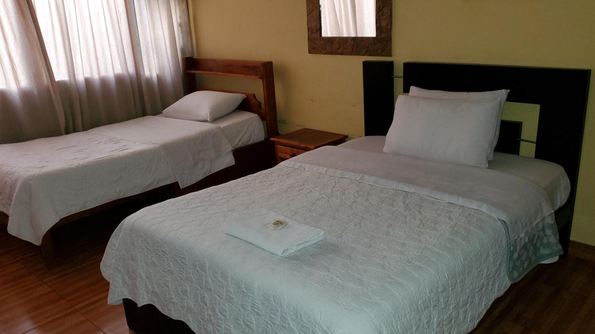 Hostal Bolivar Inn Quito Værelse billede